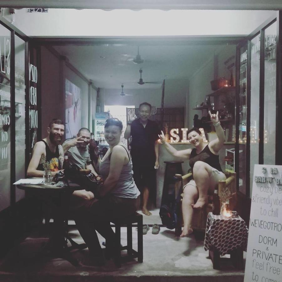 Albergue Sla Bar N'Bed Bangkok Exterior foto